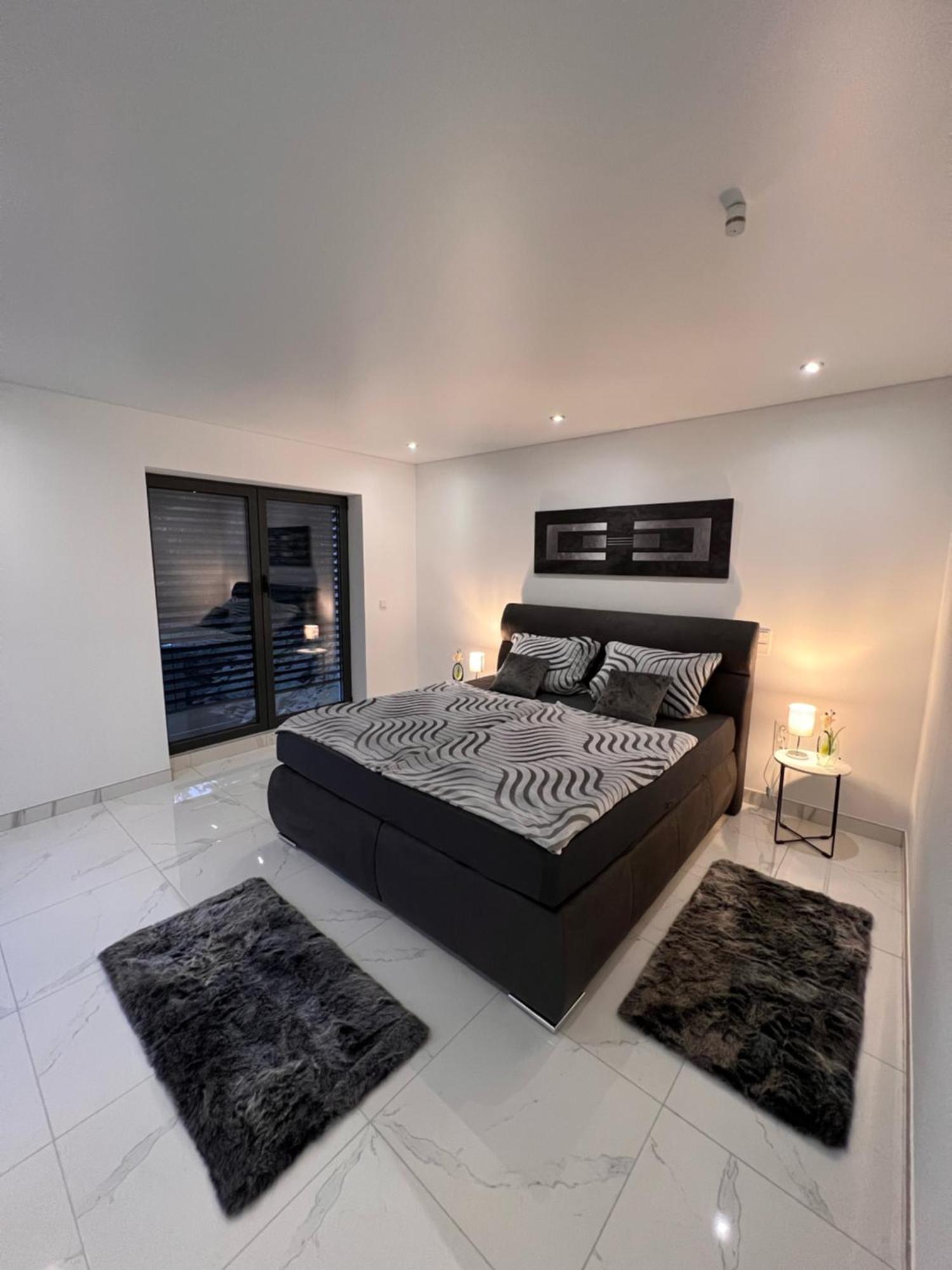 Penthouse M1 Apartamento Neunkirchen  Exterior foto